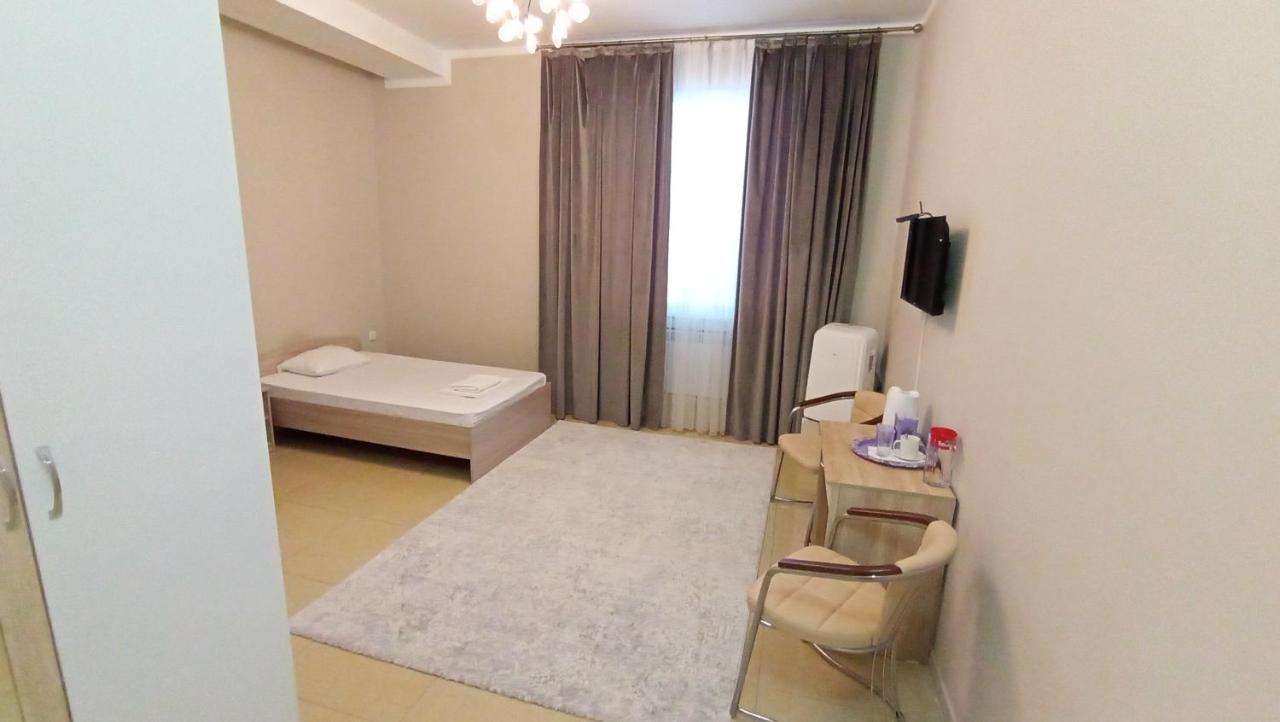 Station Hostel Atyrau Ngoại thất bức ảnh