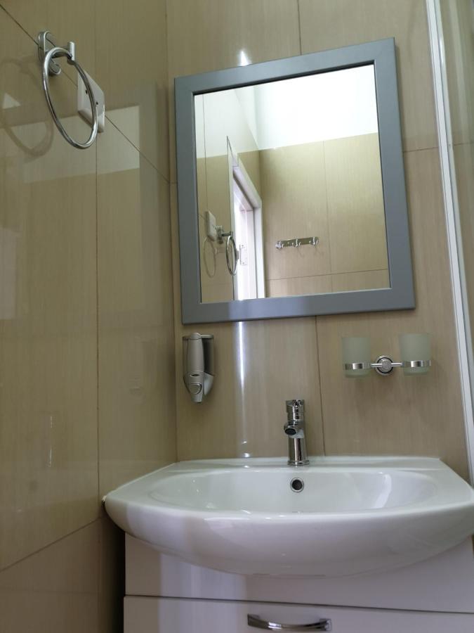 Station Hostel Atyrau Ngoại thất bức ảnh